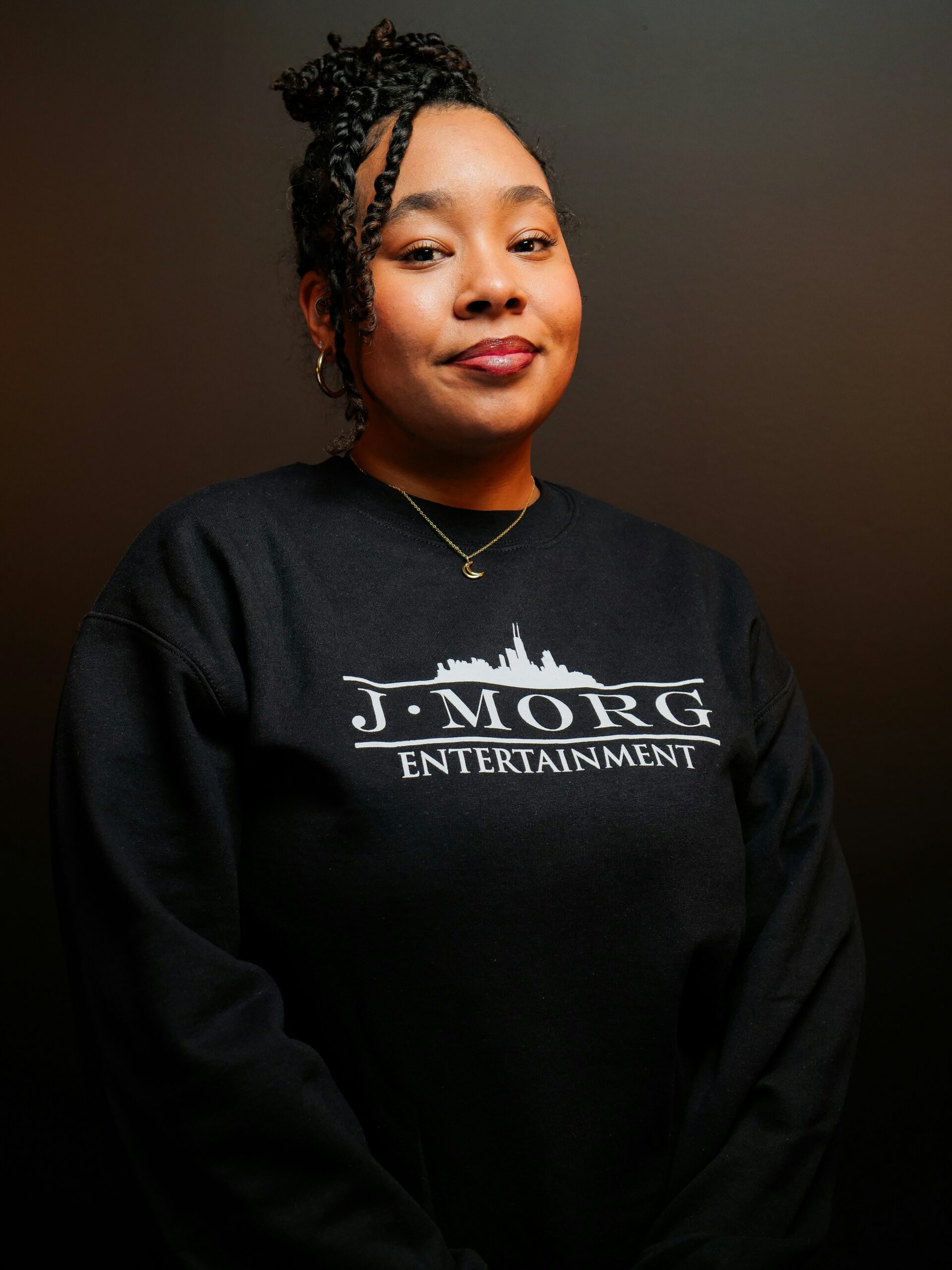 Black and white glam portrait styling for social events in the Pacific Northwest