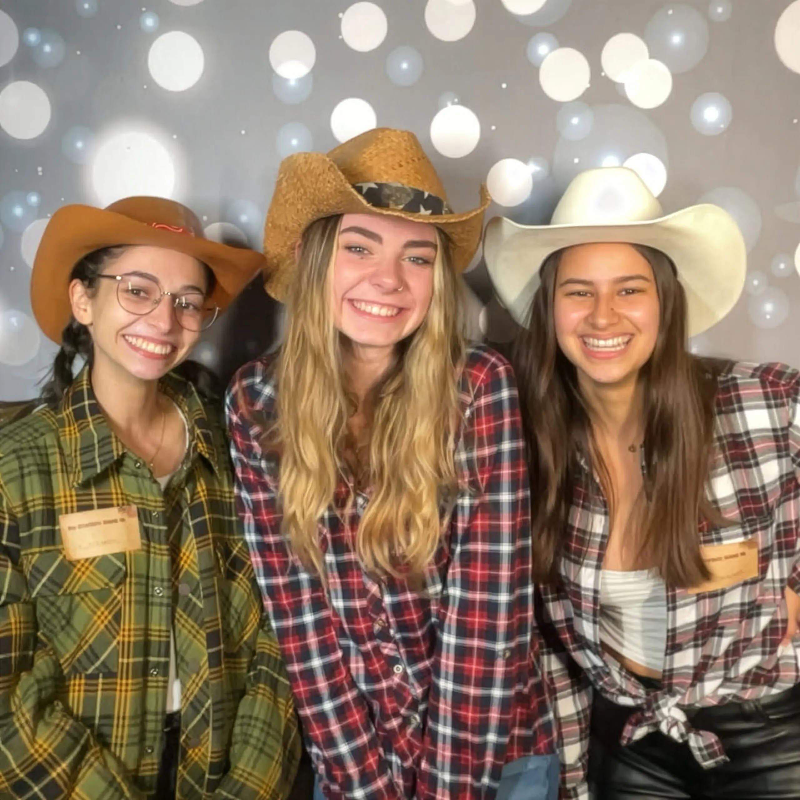 Photo booth rental Vancouver WA by Pebble Photo Booths